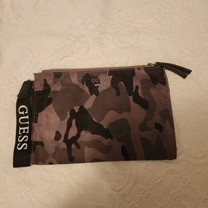 Guess Camo Print Wristlet Waller